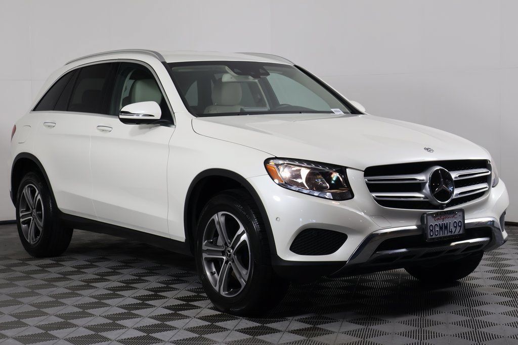 Used 2019 Mercedes-Benz GLC 300 image 3