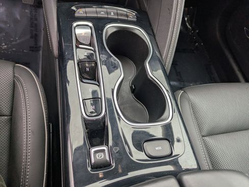 Used 2021 Buick Envision Essence w/ Technology Package I image 22