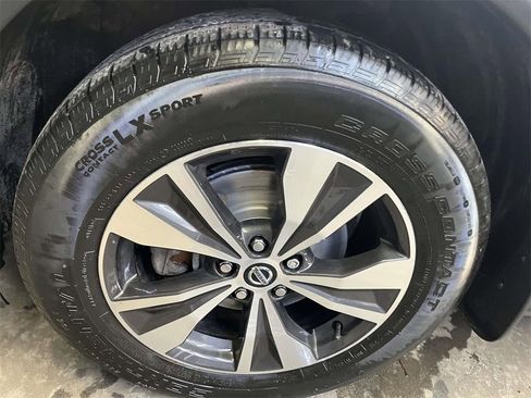 Used 2020 Nissan Murano S w/ Technology Package image 11