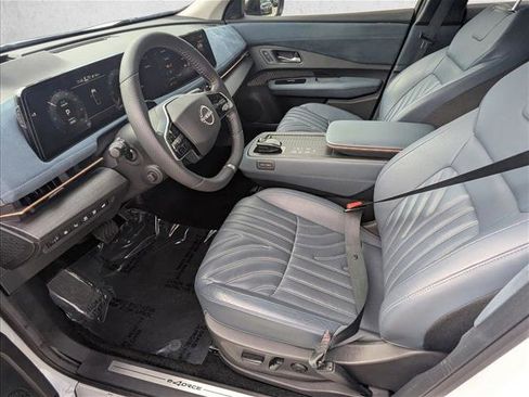 Used 2023 Nissan Ariya image 17