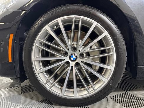 Used 2020 BMW 530i w/ Premium Package RWD image 8