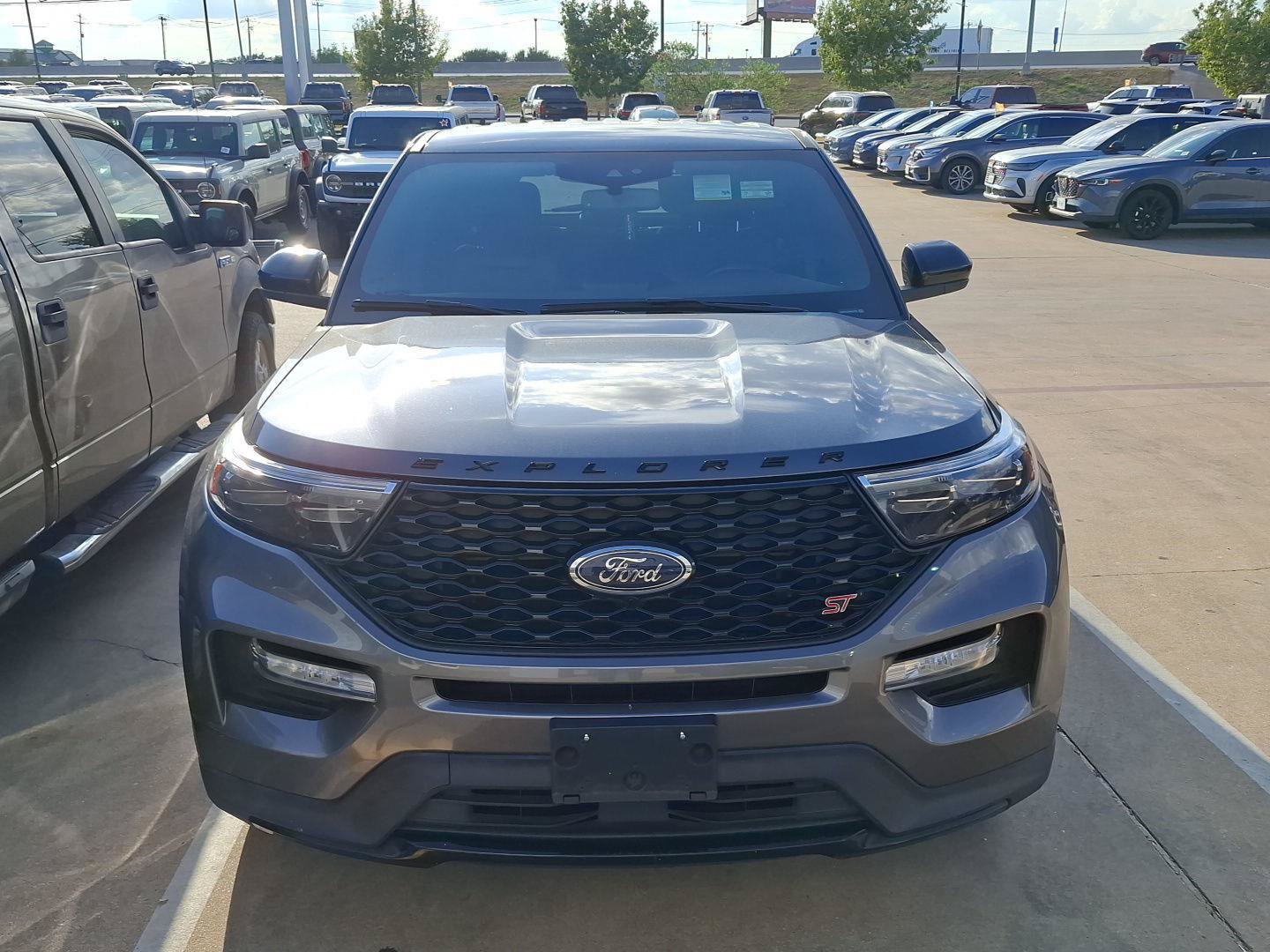 Used 2022 Ford Explorer ST w/ ST Street Pack RWD image 6