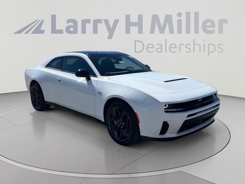 New 2026 Dodge Charger R/T w/ Blacktop Package AWD/4WD image 7