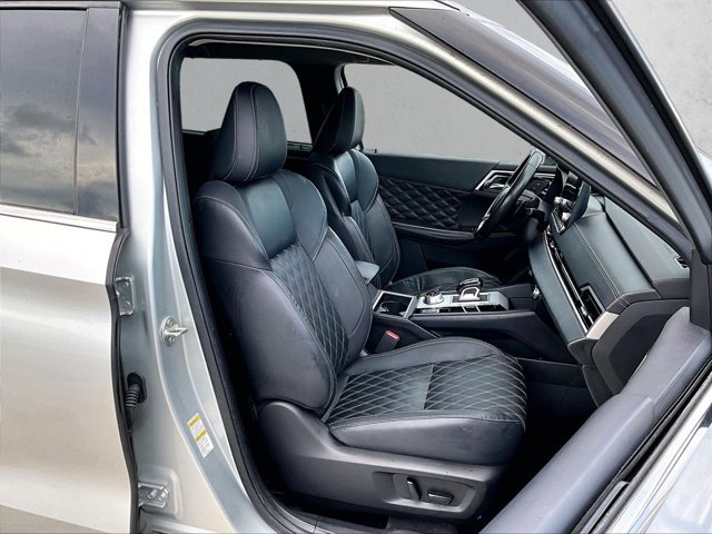 Used 2023 Mitsubishi Outlander SEL FWD image 9