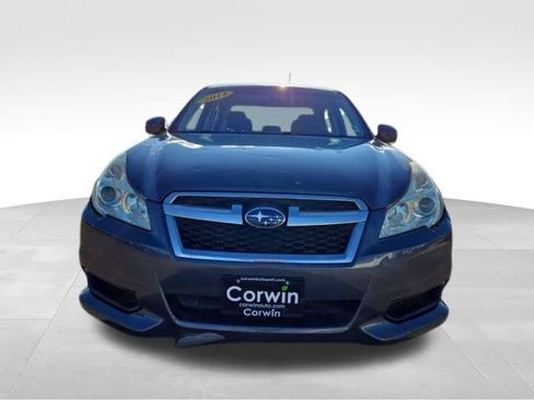 Used 2014 Subaru Legacy 2.5i Premium image 2