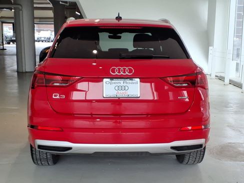 Used 2020 Audi Q3 2.0T Premium w/ Convenience Package AWD/4WD image 5