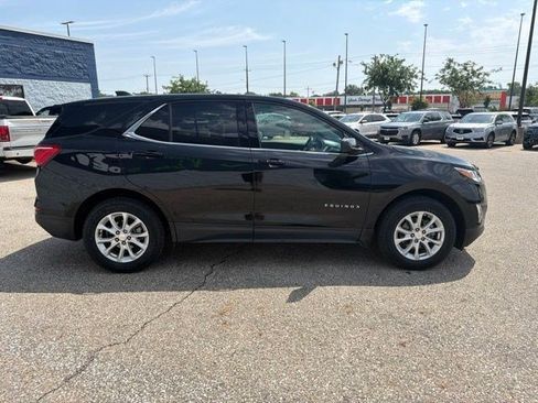Used 2020 Chevrolet Equinox LT AWD/4WD image 6
