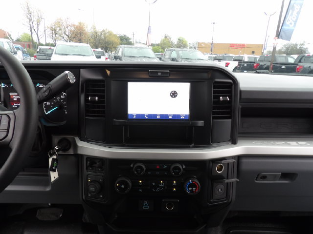 New 2026 Ford F350 XL w/ XL Chrome Package AWD/4WD image 19