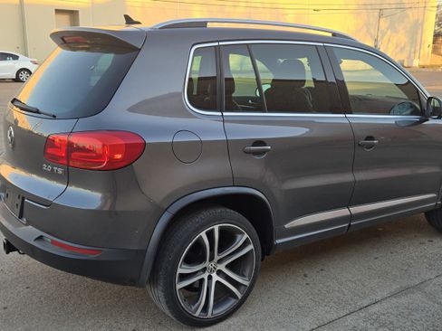 Used 2014 Volkswagen Tiguan R-Line image 9