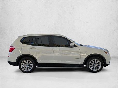 Used 2015 BMW X3 xDrive28i image 4
