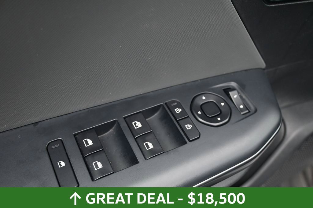 Used 2025 Kia K4 FWD image 19