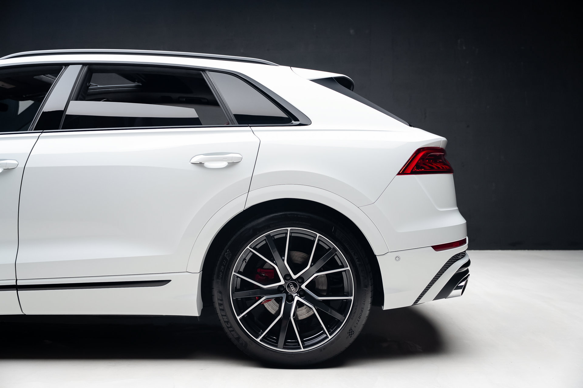 Used 2022 Audi SQ8 Prestige AWD/4WD image 21