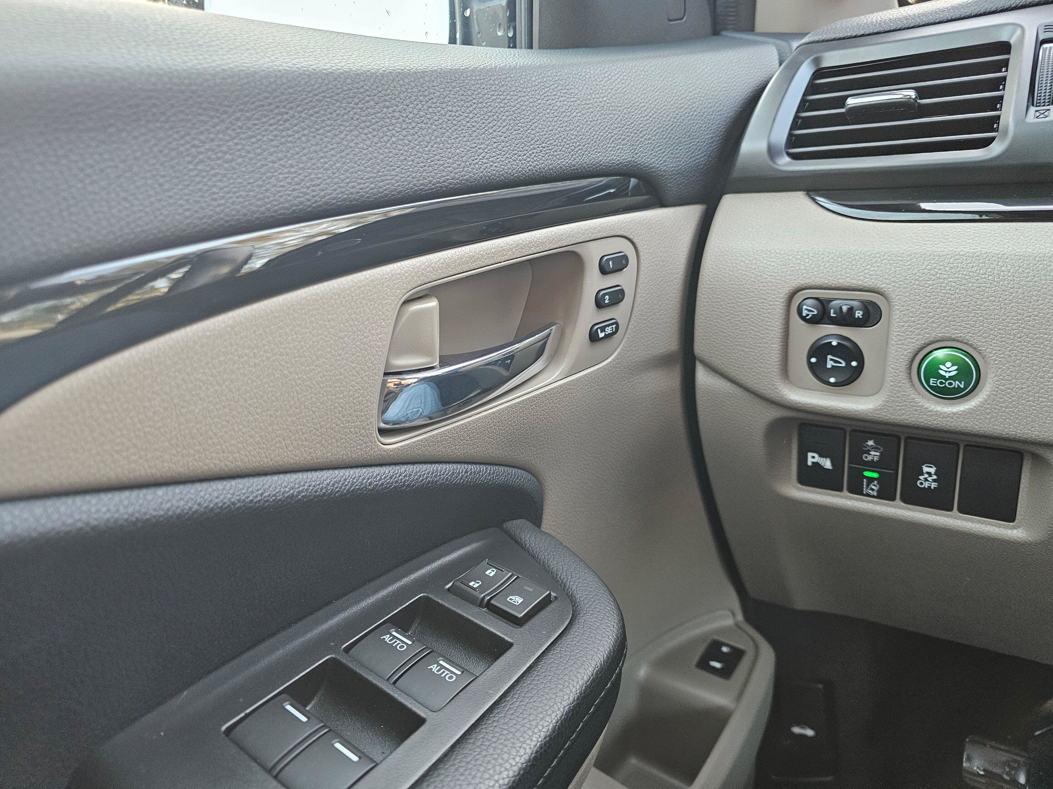 Used 2022 Honda Pilot Elite image 31
