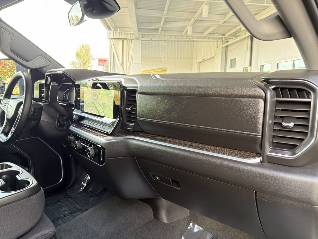 Certified 2026 Chevrolet Silverado 2500 LT AWD/4WD image 29