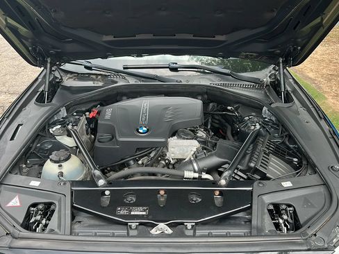 Used 2014 BMW 528i xDrive Sedan AWD/4WD image 9