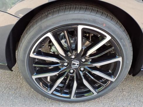 New 2026 Honda Accord Touring image 8