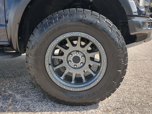 Used 2024 Ford F150 Raptor AWD/4WD image 9