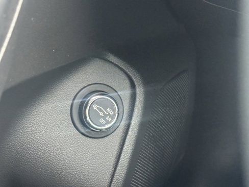 Used 2025 Chevrolet TrailBlazer ACTIV w/ Convenience Package image 31