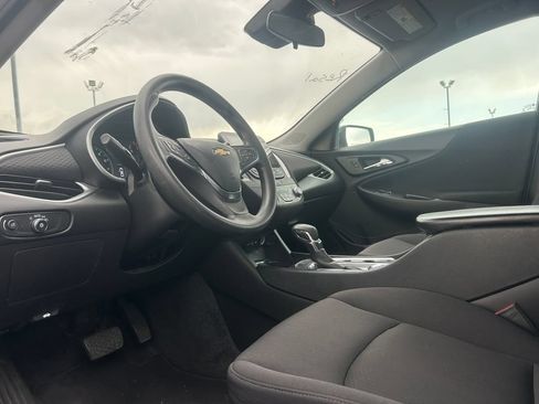 Used 2024 Chevrolet Malibu LT FWD image 24