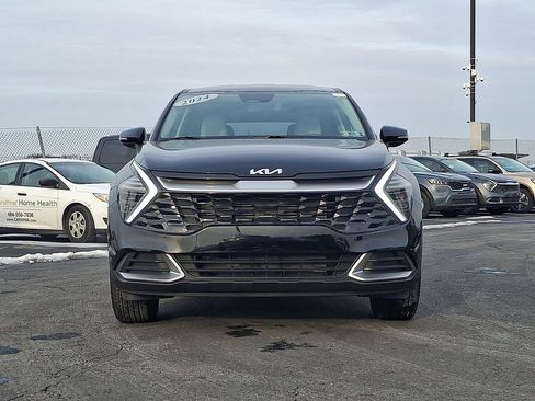 Certified 2024 Kia Sportage EX image 2