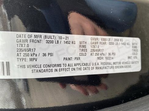 Used 2021 Chrysler Pacifica Touring-L image 15