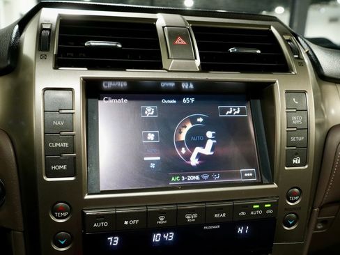 Used 2014 Lexus GX 460 w/ Premium Package image 20