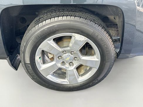 Used 2017 Chevrolet Silverado 1500 LT w/ All Star Edition RWD image 28