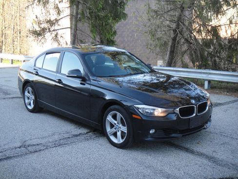 Used 2014 BMW 328i xDrive Sedan AWD/4WD image 6