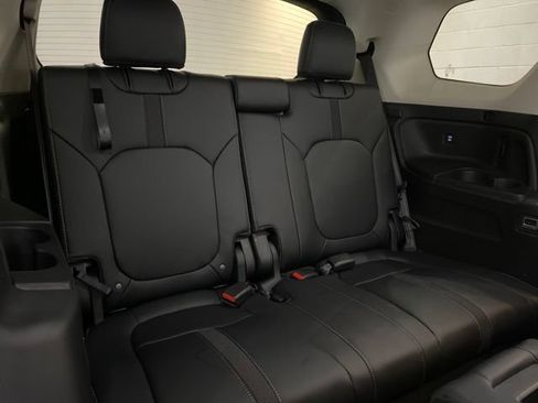 Used 2025 Honda Pilot EX-L image 76