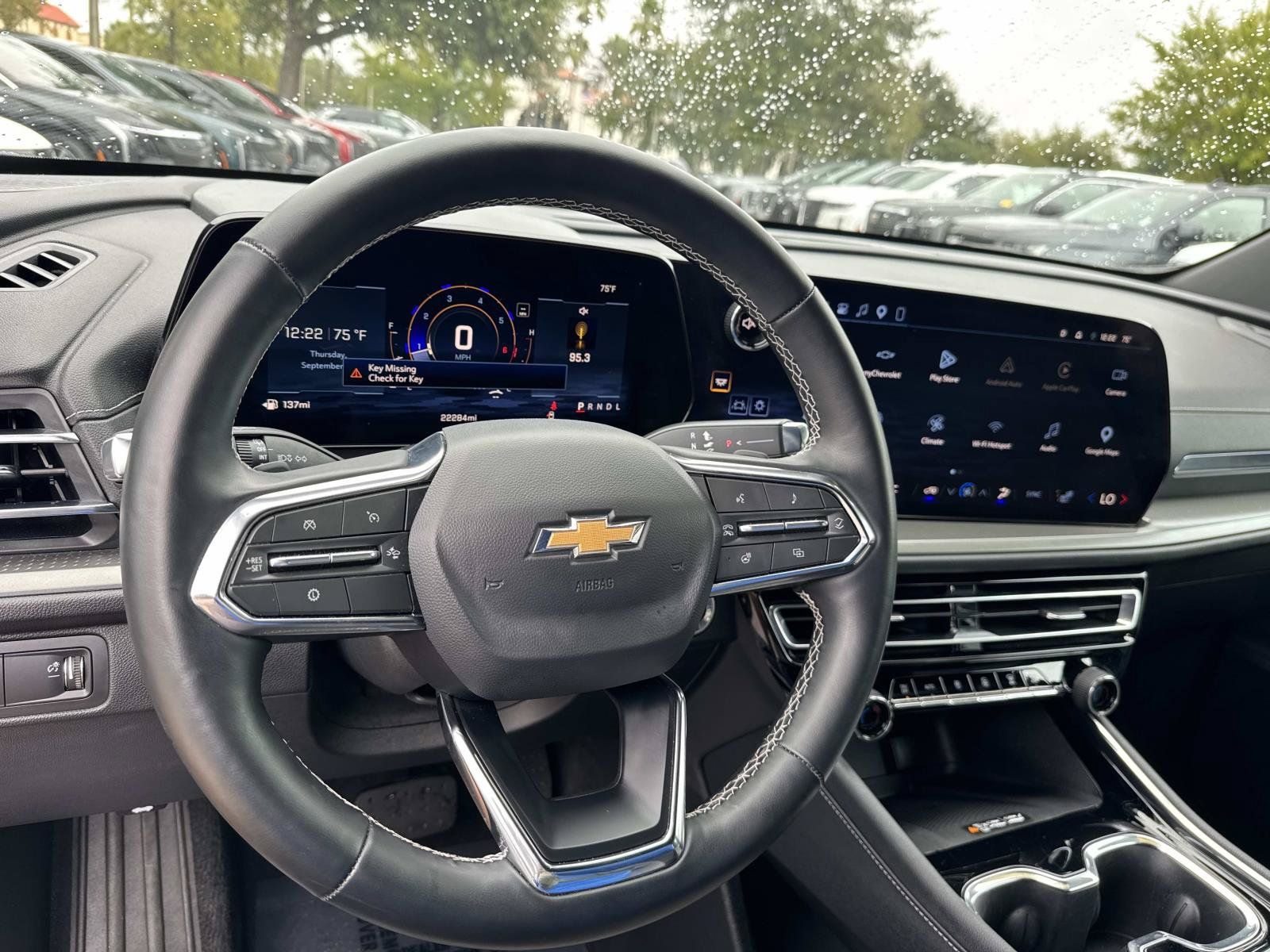 Used 2026 Chevrolet Traverse LT w/ Driver Confidence Package FWD image 15