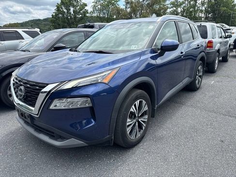 Used 2023 Nissan Rogue SV w/ SV Premium B Package AWD/4WD image 2