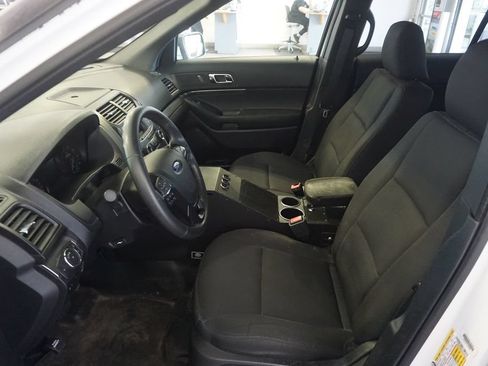 Used 2019 Ford Explorer 4WD Police Interceptor image 16