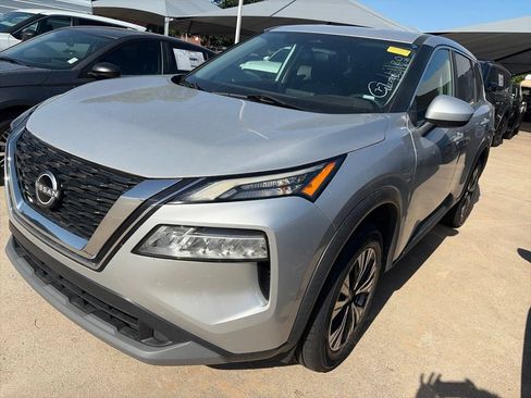 Certified 2023 Nissan Rogue SV FWD image 20