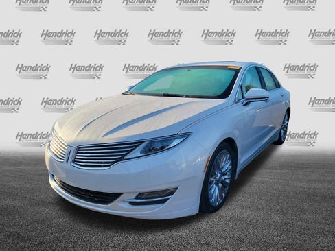 Used 2014 Lincoln MKZ w/ Equipment Group 102A Reserve FWD image 4
