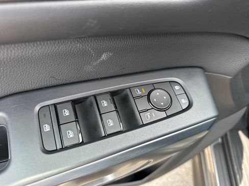 Used 2025 Nissan Pathfinder Rock Creek AWD/4WD image 25