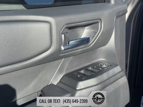 Used 2025 Toyota Land Cruiser image 10