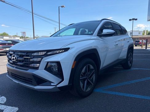 Certified 2025 Hyundai Tucson SEL AWD/4WD image 12