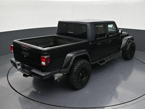 Used 2021 Jeep Gladiator Sport AWD/4WD image 16