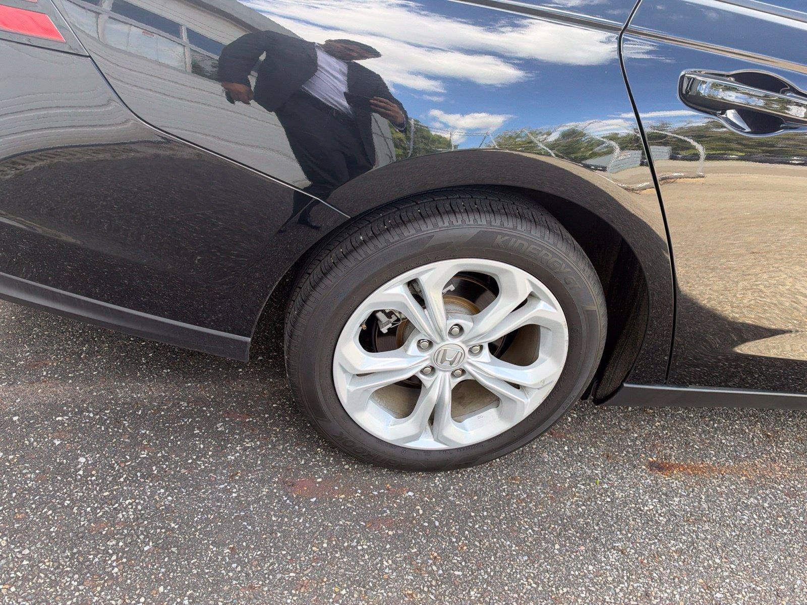 Certified 2024 Honda Accord LX image 7