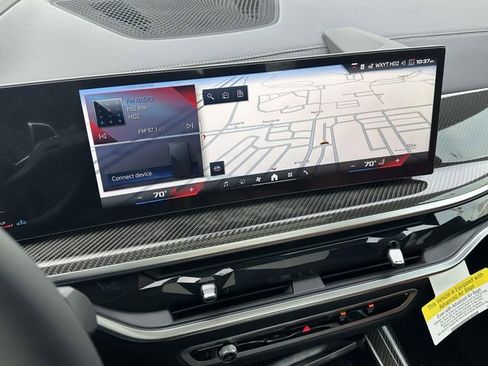 New 2026 BMW X7 M60i image 16