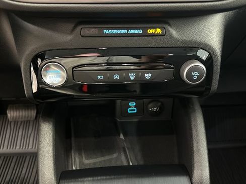 Used 2023 Ford Escape Active w/ Tech Pack #2 AWD/4WD image 31