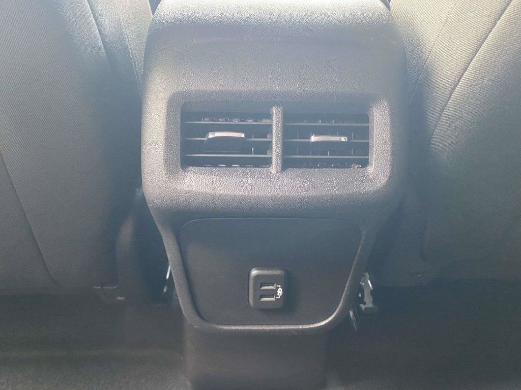 Used 2024 Chevrolet Equinox LT AWD/4WD image 11