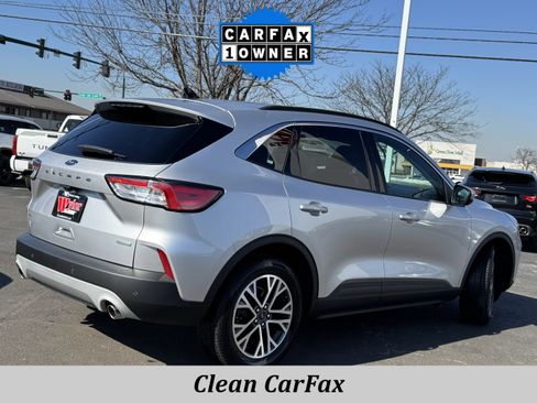 Used 2020 Ford Escape SEL image 3