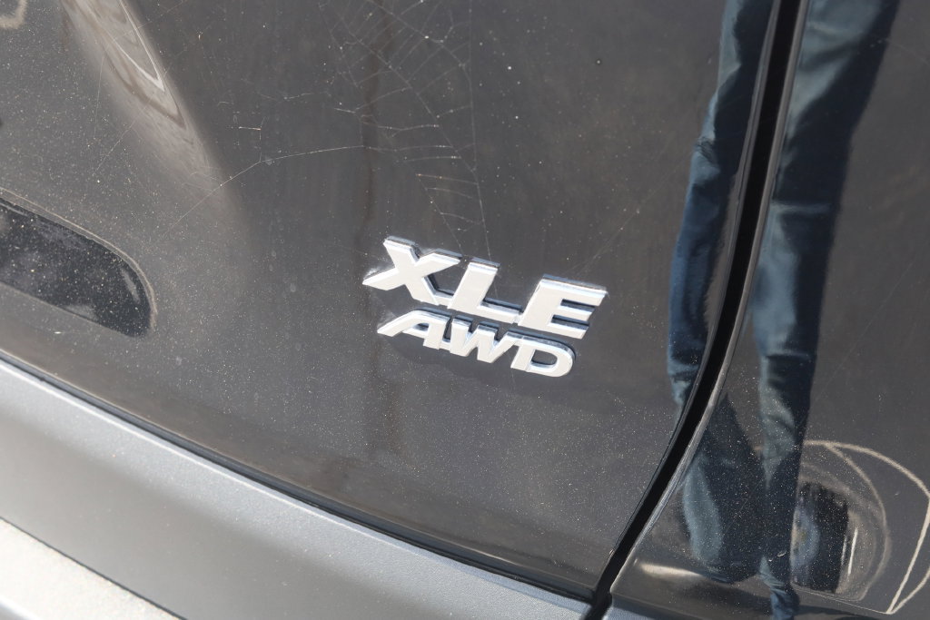 Used 2023 Toyota RAV4 XLE AWD/4WD image 30
