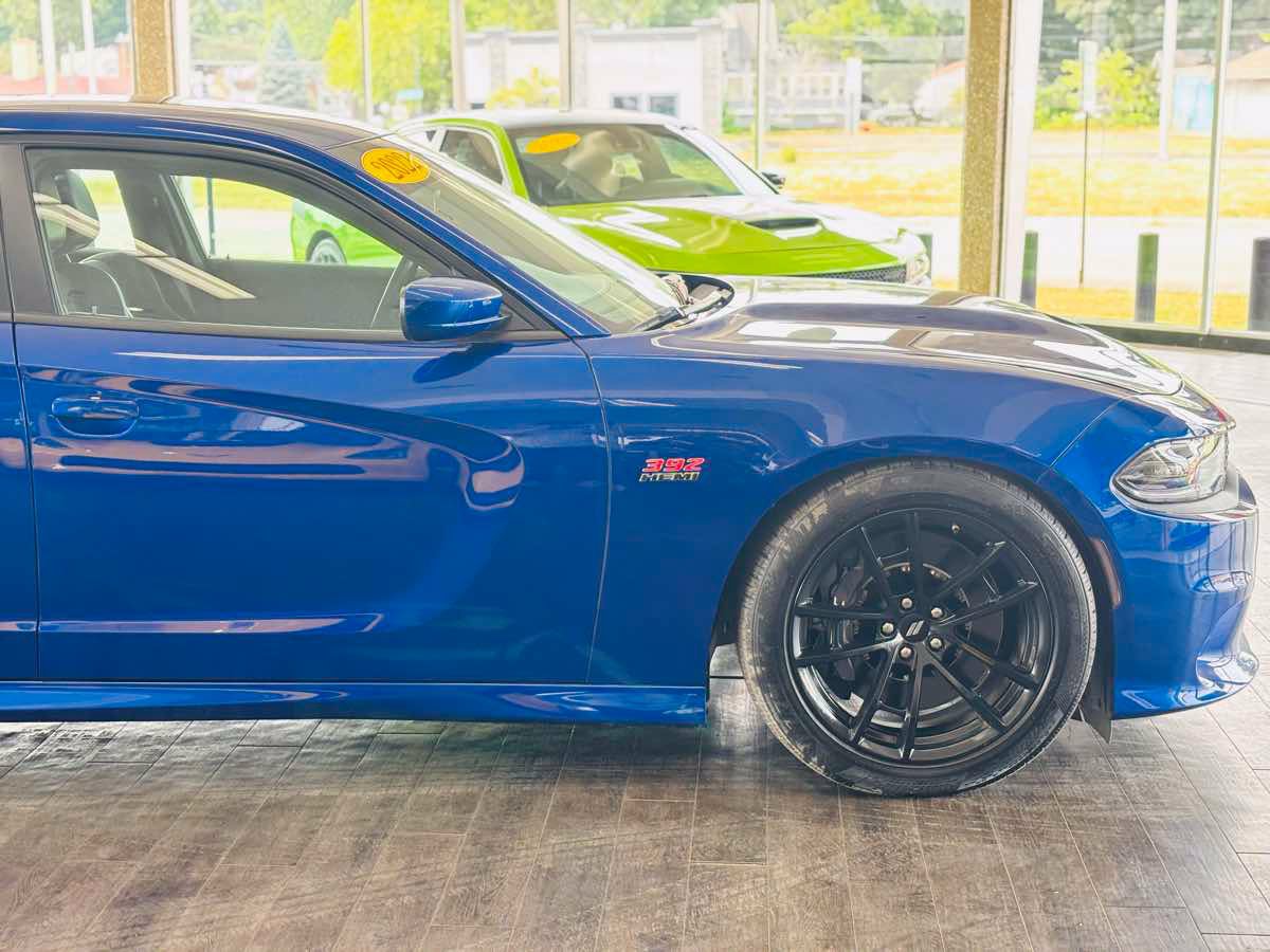 Used 2022 Dodge Charger Scat Pack w/ Dynamics Package RWD image 5