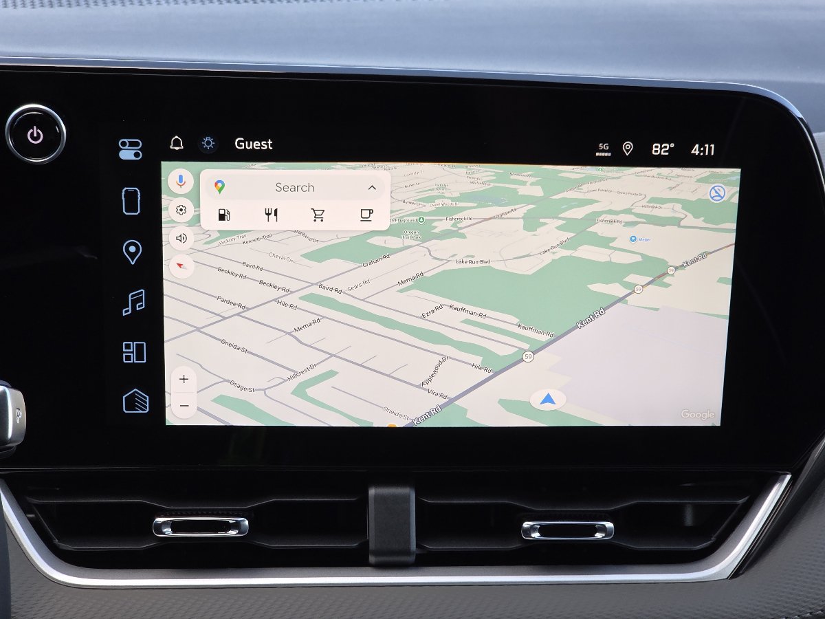 New 2027 Chevrolet Equinox LT w/ Convenience Package II FWD image 4