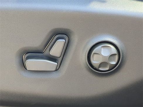 New 2026 Chrysler Pacifica Select w/ S Appearance Package image 24