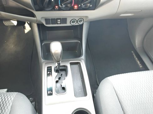 Used 2014 Toyota Tacoma PreRunner w/ SR5 Package RWD image 50