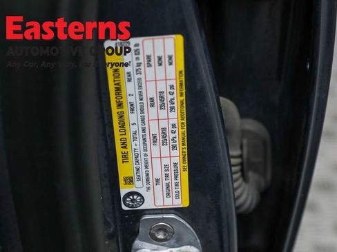 Used 2023 Tesla Model 3 Standard Range image 33