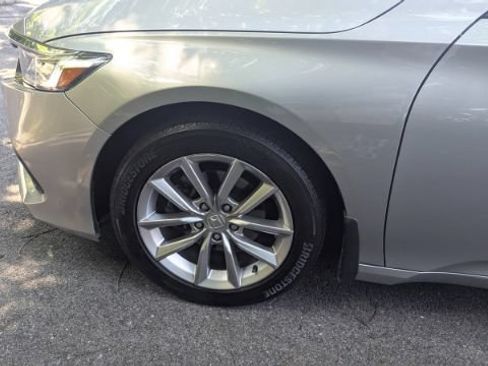 Used 2021 Honda Accord LX image 9